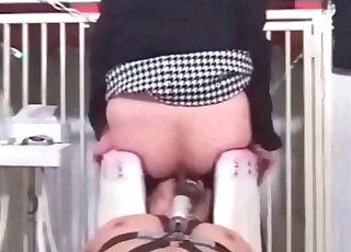 Another masked person who wants to eat lots of poop